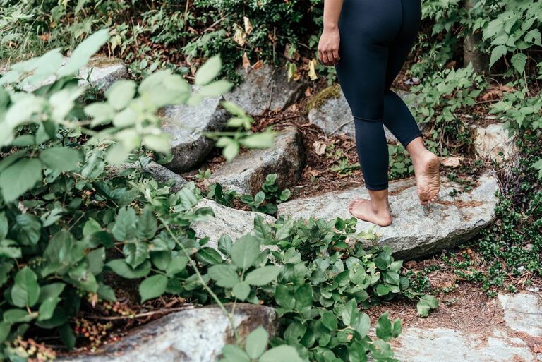 Beginner Guide to Mindful Walking for Everyday Calm